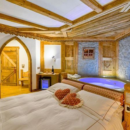 Chalet Pineta Relax Location Canazei Kültér fotó