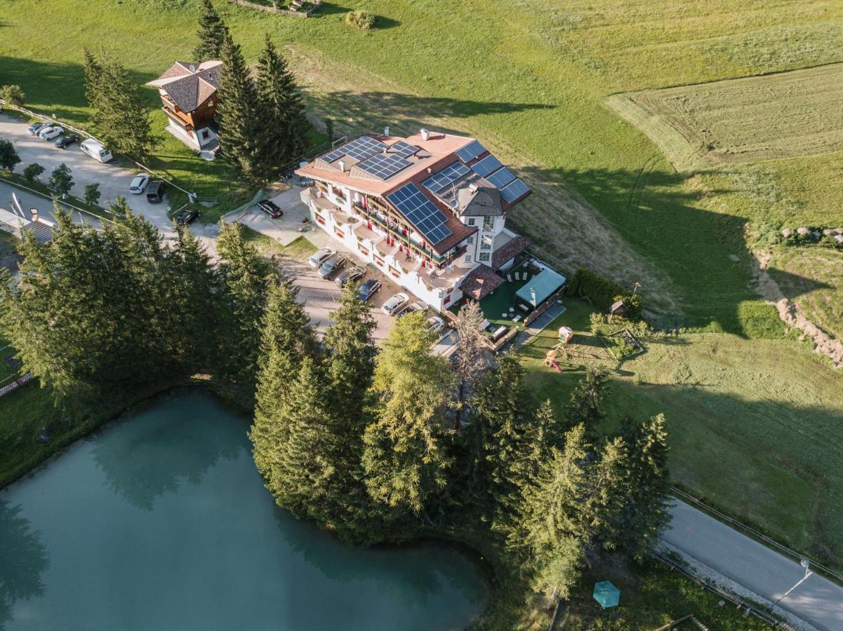 Chalet Pineta Relax Location Canazei Kültér fotó