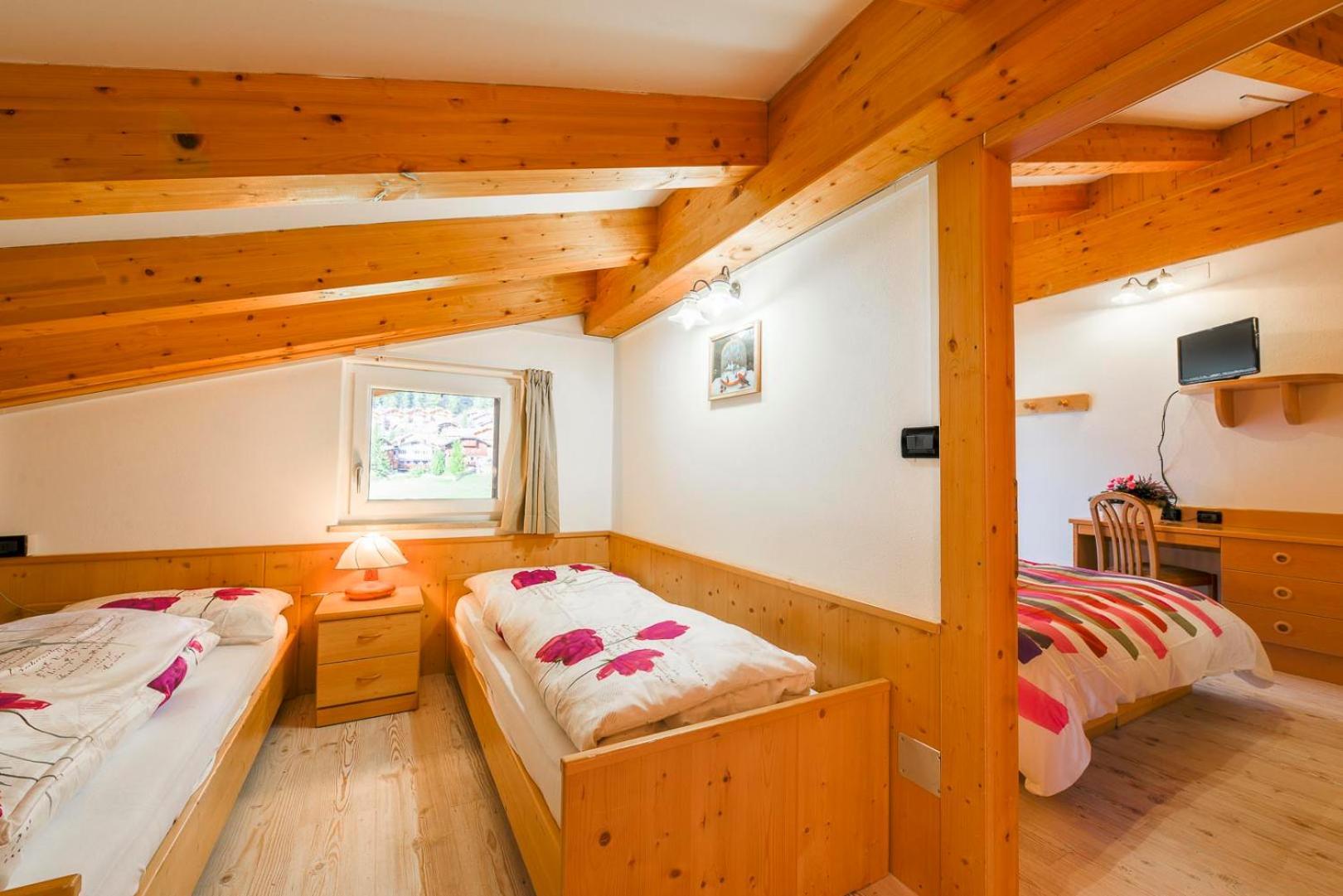 Chalet Pineta Relax Location Canazei Kültér fotó